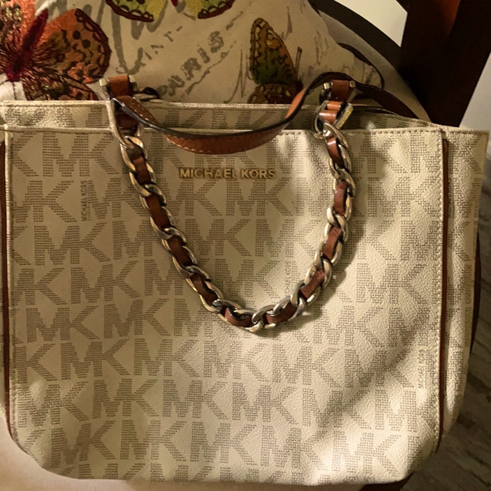 Bag designer you will be lucky to own it at this price